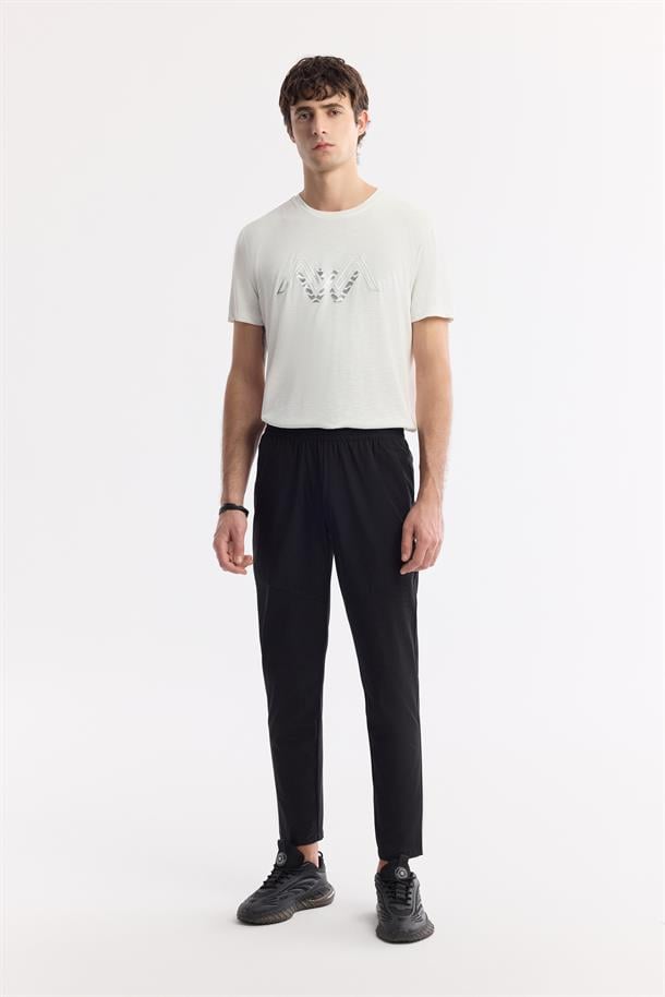 Siyah Beli Lastikli Teknik Kumaş Eşofman Altı