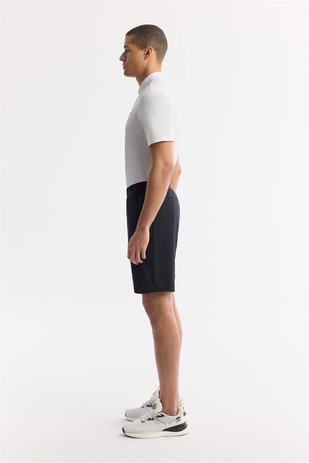 Siyah Beli Lastikli Teknik Kumaş Örme Şort