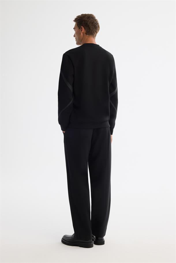 Siyah Bisiklet Yaka Pamuklu Baskılı Sweatshirt