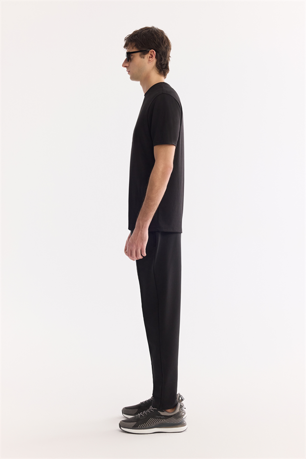 Siyah Bisiklet Yaka Bi-Stretch Baskılı T-Shirt