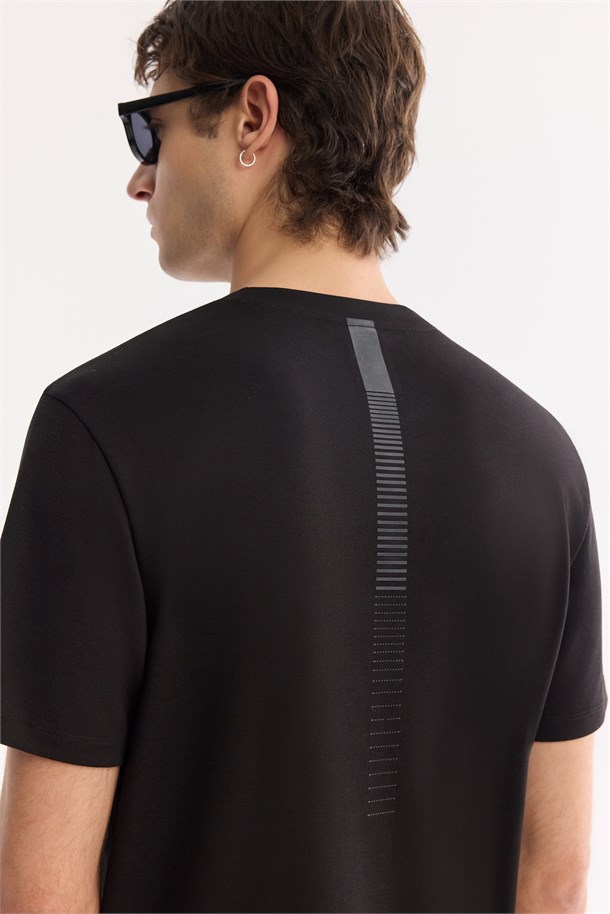Siyah Bisiklet Yaka Bi-Stretch Kırışmaz Baskılı T-Shirt