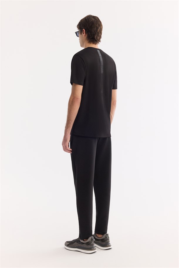 Siyah Bisiklet Yaka Bi-Stretch Kırışmaz Baskılı T-Shirt