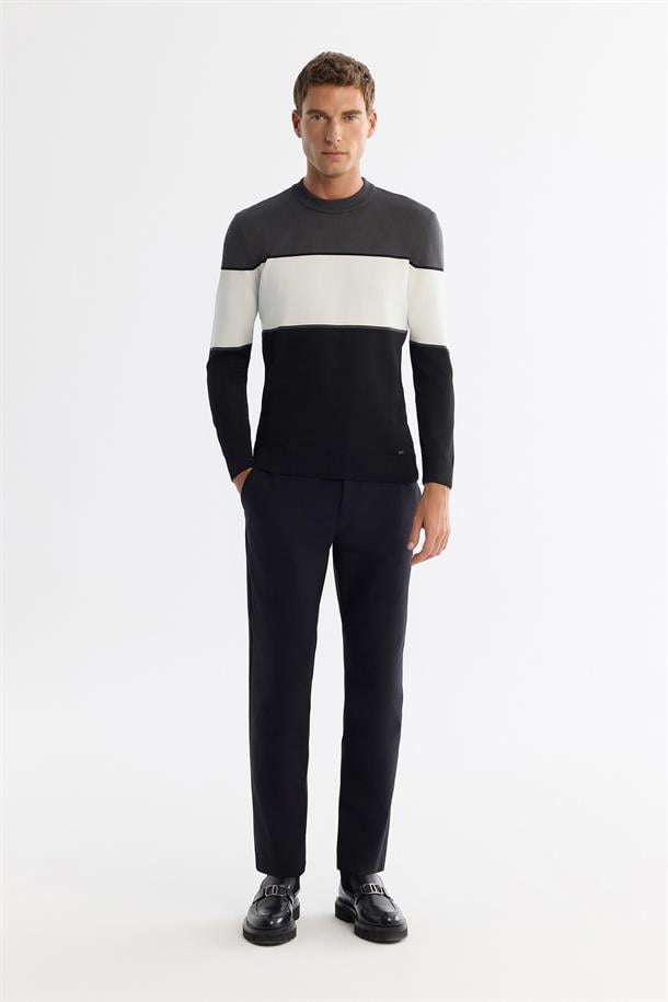 Siyah Bisiklet Yaka Blok Renkli Triko Kazak