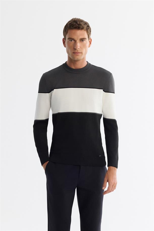 Siyah Bisiklet Yaka Blok Renkli Triko Kazak