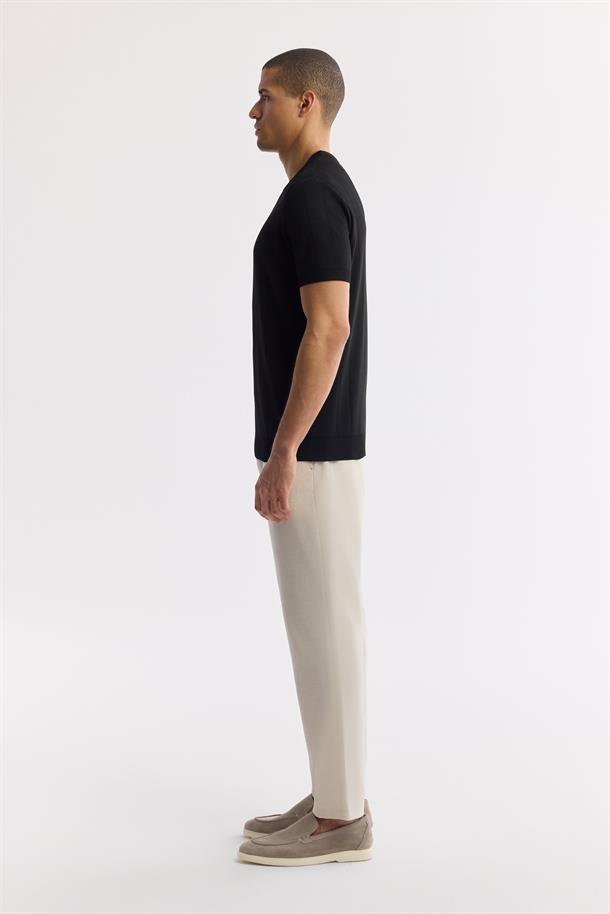 Siyah Bisiklet Yaka Triko T-Shirt