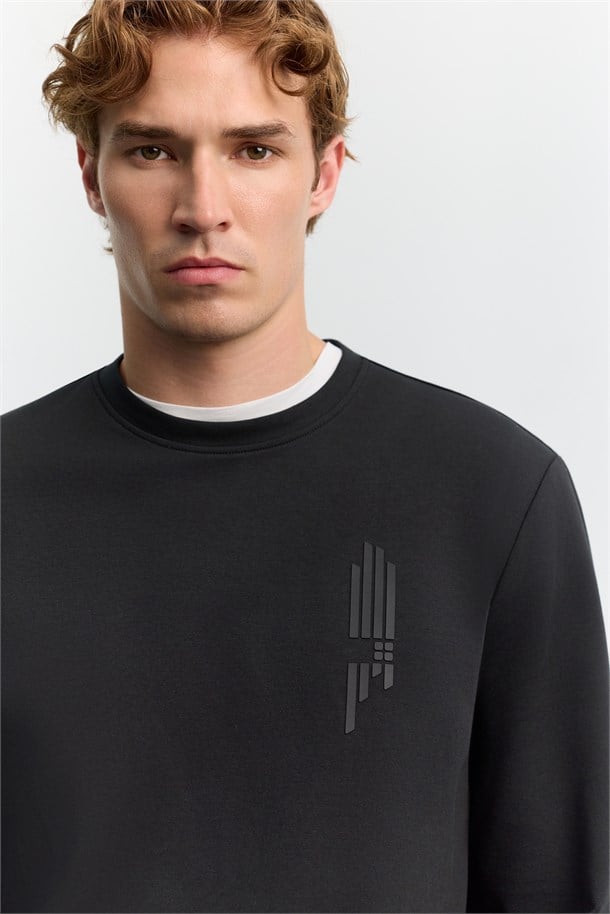 Siyah Bisiklet Yaka Kolay Ütülenen Baskılı Pamuklu Sweatshirt