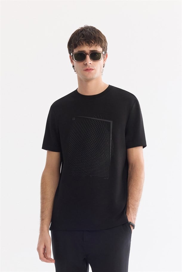 Siyah Bisiklet Yaka Baskılı İnterlok T-Shirt