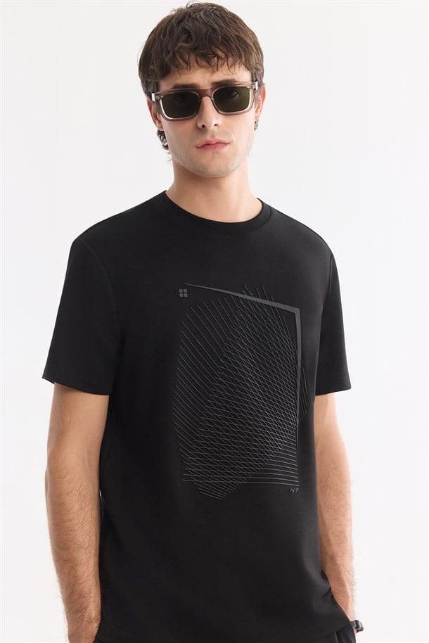 Siyah Bisiklet Yaka Baskılı İnterlok T-Shirt
