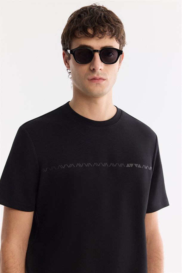 Siyah Bisiklet Yaka Baskılı Viskon Karışımlı Bi-Stretch İnterlok T-Shirt