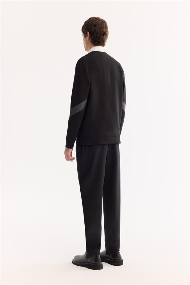 Siyah Bisiklet Yaka Kolay Ütülenen Bi-Stretch Baskılı Sweatshirt
