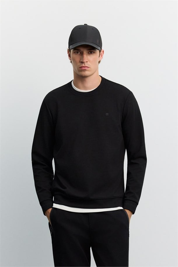 Siyah Bisiklet Yaka Fitil Ribana İnterlok  Sweatshirt