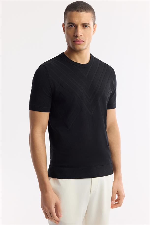 Siyah Bisiklet Yaka Viskon Karışımlı Dokulu Triko T-Shirt