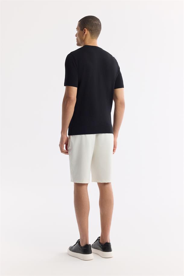 Siyah Bisiklet Yaka Viskon Karışımlı Dokulu Triko T-Shirt