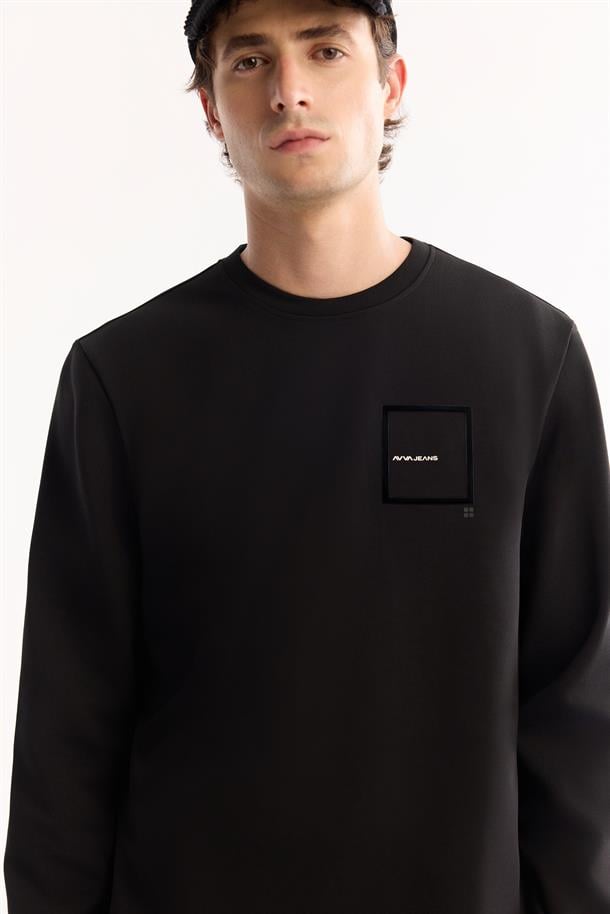 Siyah Bisiklet Yaka Kolay Ütülenen Bi-Stretch Baskılı Sweatshirt