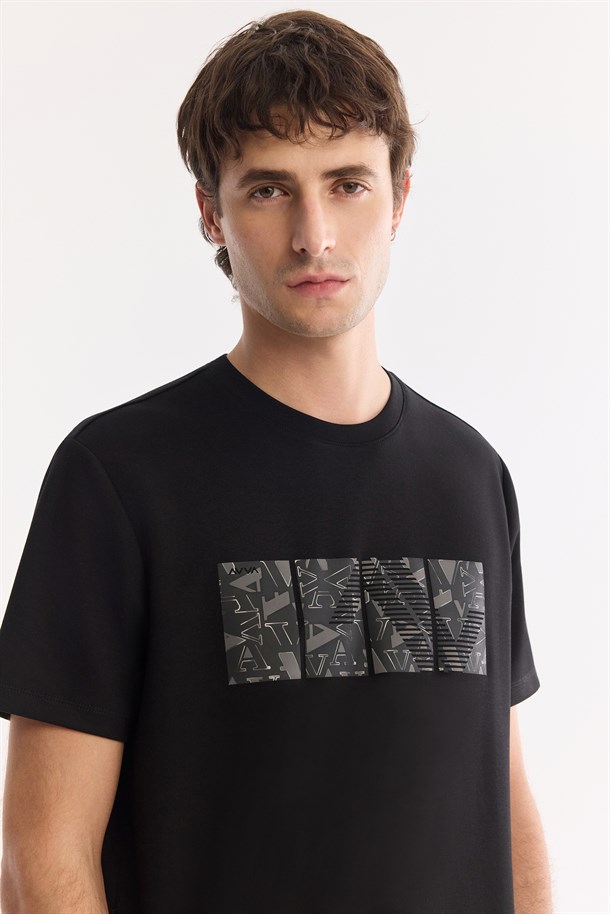 Siyah Bisiklet Yaka Baskılı İnterlok T-Shirt
