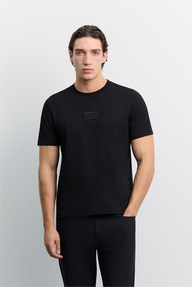 Siyah Bisiklet Yaka Pamuklu Kolay Ütülenen T-Shirt