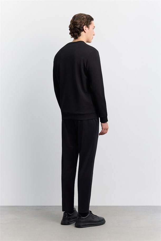 Siyah Bisiklet Yaka Kolay Ütülenen Baskılı İnterlok Sweatshirt