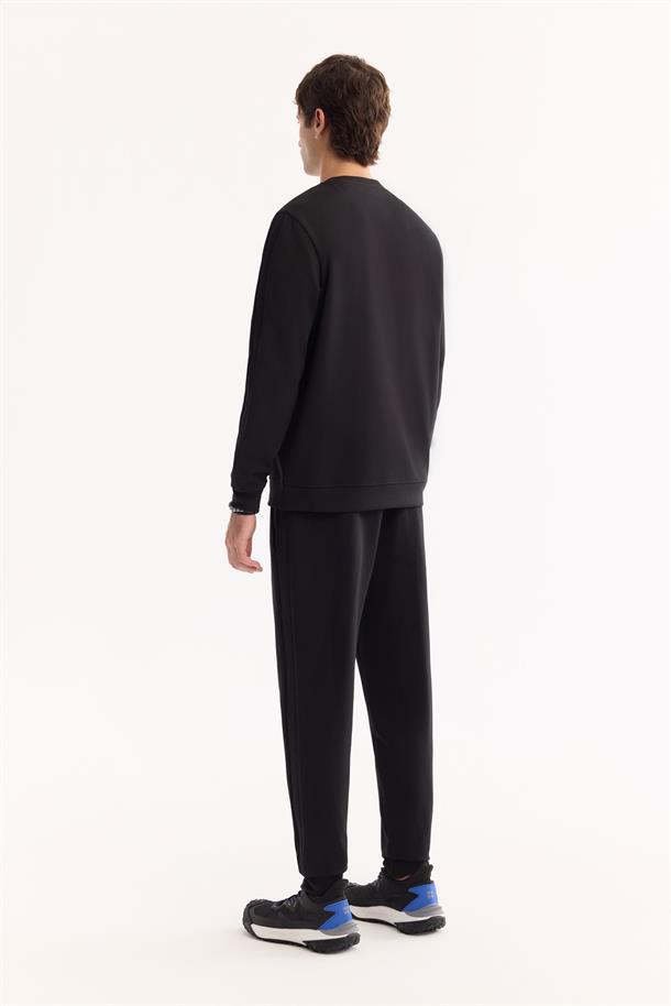 Siyah Bisiklet Yaka Kolay Ütülenen Bi-Stretch Sweatshirt