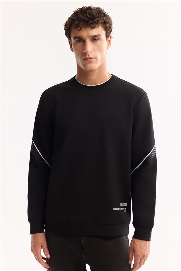 Siyah Bisiklet Yaka Kolay Ütülenen Bi-Stretch Baskılı Sweatshirt