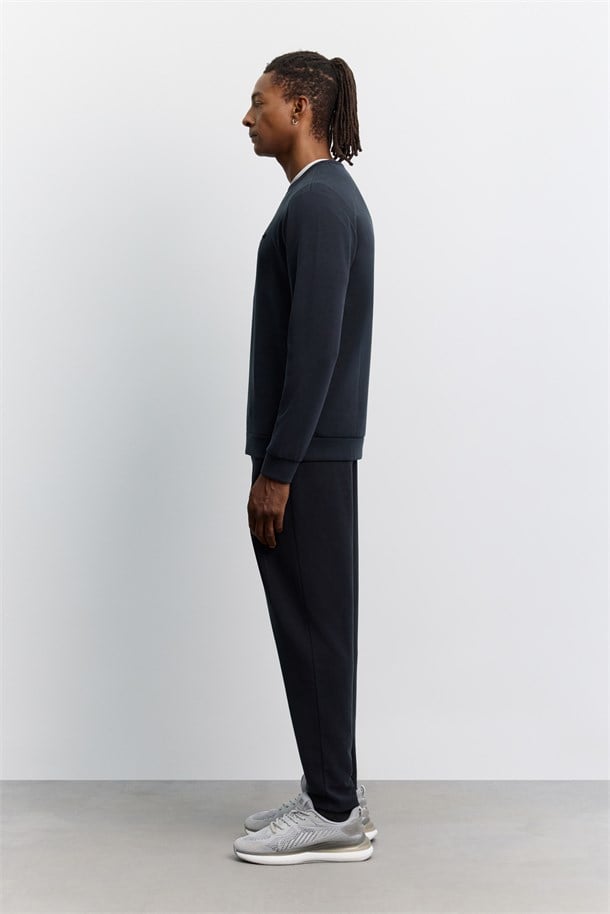 Siyah Bisiklet Yaka Modal Karışımlı Soft Touch Sweatshirt
