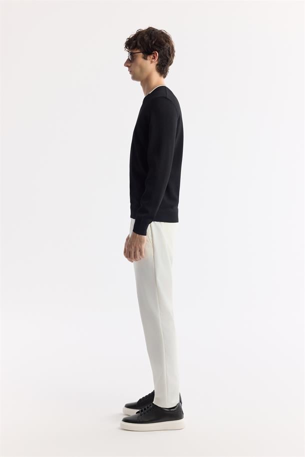 Siyah Bisiklet Yaka Dokulu Rayon Triko Kazak