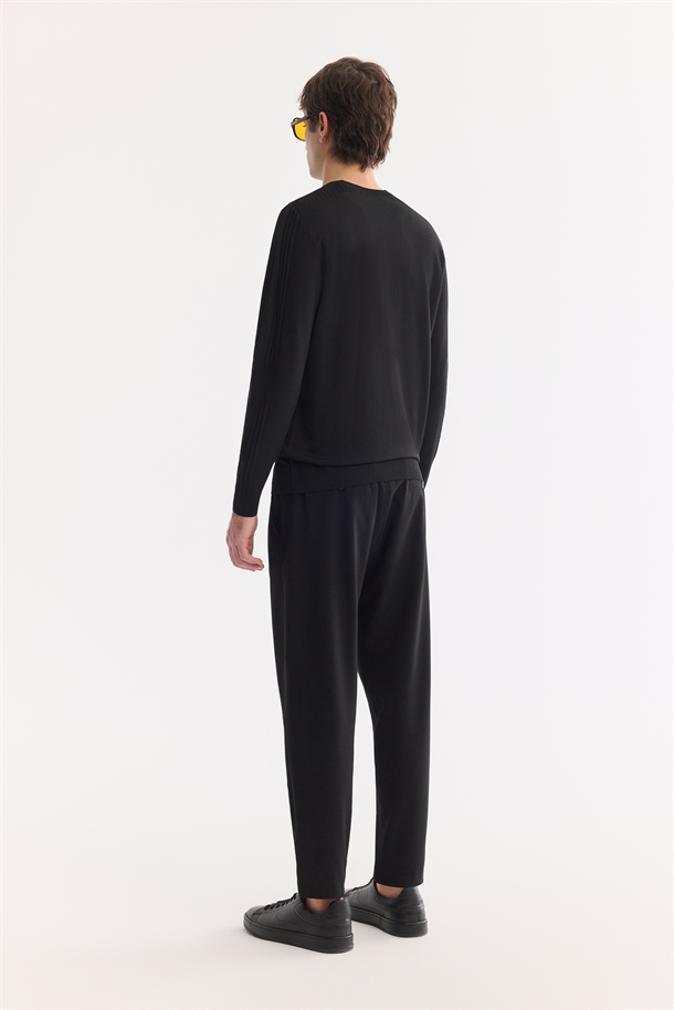 Siyah Bisiklet Yaka Kırışmayan Kolay Ütülenen Kazak