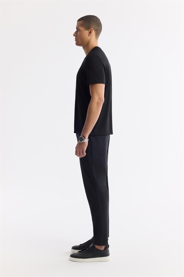 Siyah Bisiklet Yaka Baskılı Bi-Stretch İnterlok T-Shirt