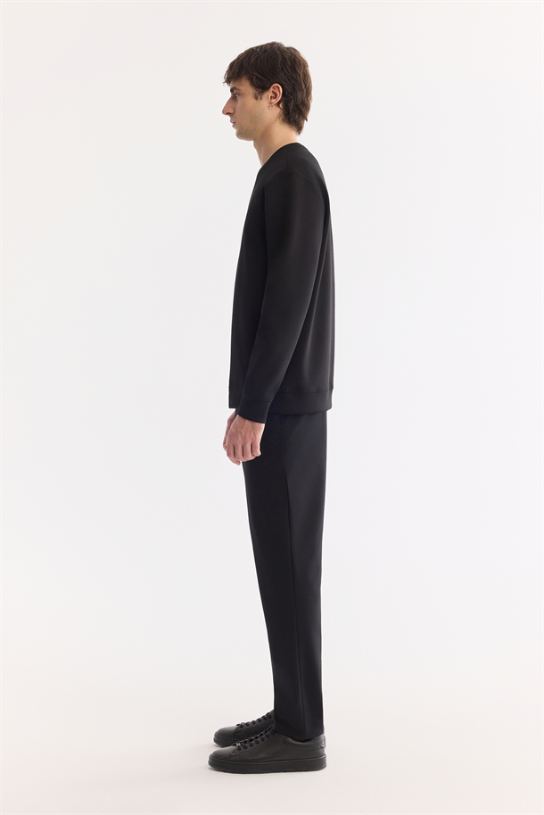 Siyah Bisiklet Yaka Pamuklu Kolay Ütülenen Sweatshirt