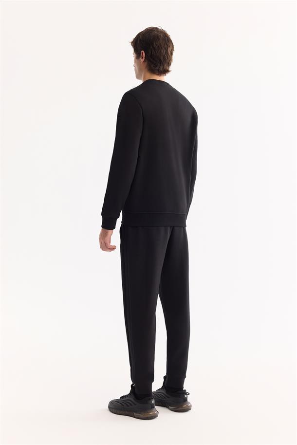 Siyah Bisiklet Yaka Kolay Ütülenen Şardonlu Baskılı Sweatshirt