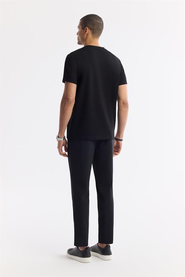 Siyah Bisiklet Yaka Baskılı Bi-Stretch İnterlok T-Shirt