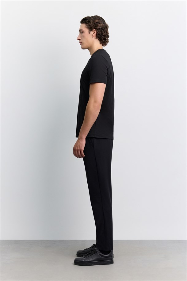 Siyah Bisiklet Yaka Soft Touch Basic T-Shirt