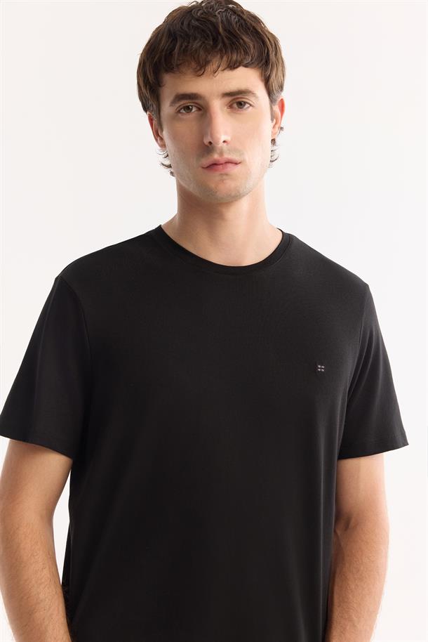 Siyah Bisiklet Yaka Soft Touch Basic T-Shirt