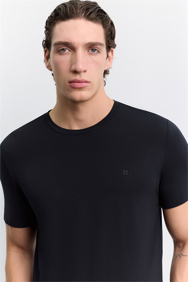 Siyah Bisiklet Yaka Soft Touch Basic T-Shirt