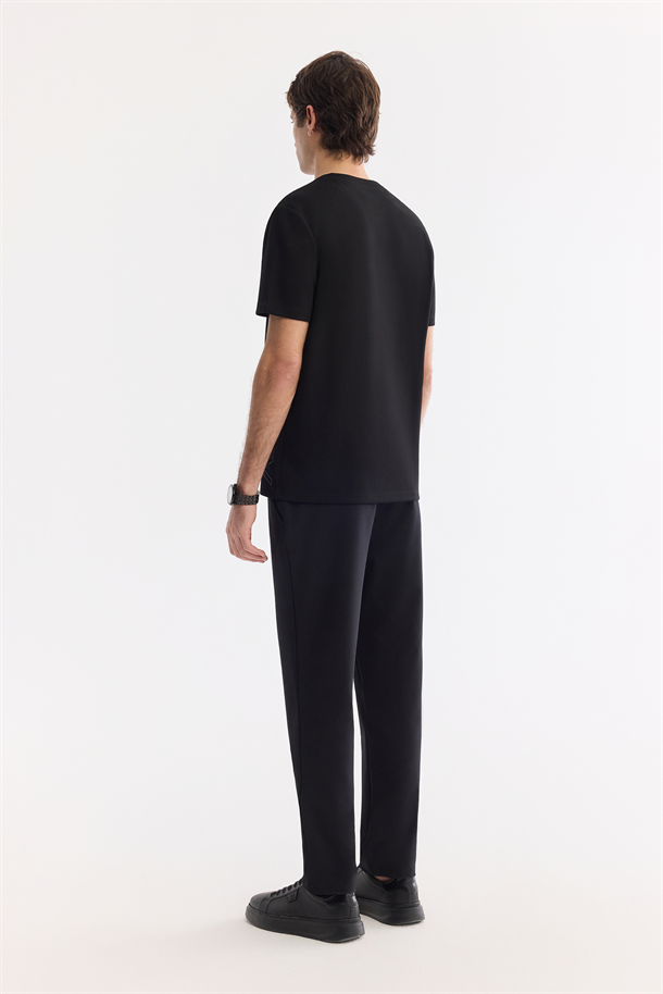 Siyah Bisiklet Yaka Baskılı İnterlok T-Shirt