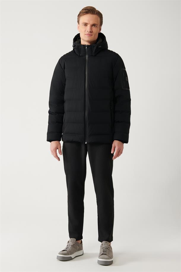 Siyah Kaz Tüyü Su İtici Rüzgar Geçirmez Termometreli Çıkarılabilir Kapüşonlu Şişme Mont