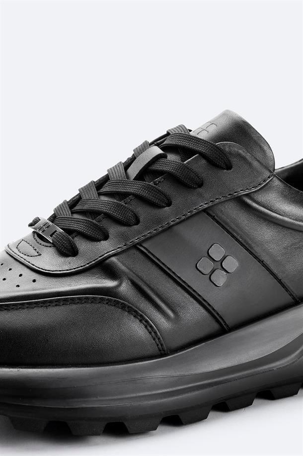 Siyah %100 Deri Esnek Taban Hafif Casual Ayakkabı