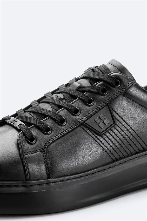 Siyah %100 Deri Esnek Taban Hafif Casual Ayakkabı