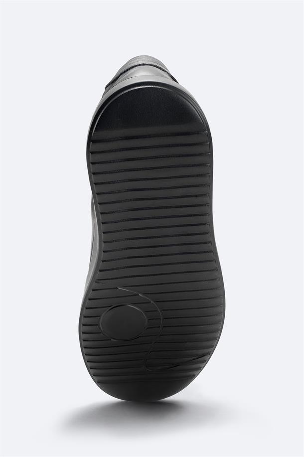 Siyah %100 Deri Esnek Taban Hafif Casual Ayakkabı