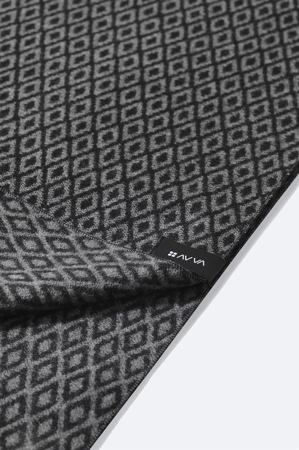 Siyah Viskon Karışımlı Püsküllü Desenli Şal