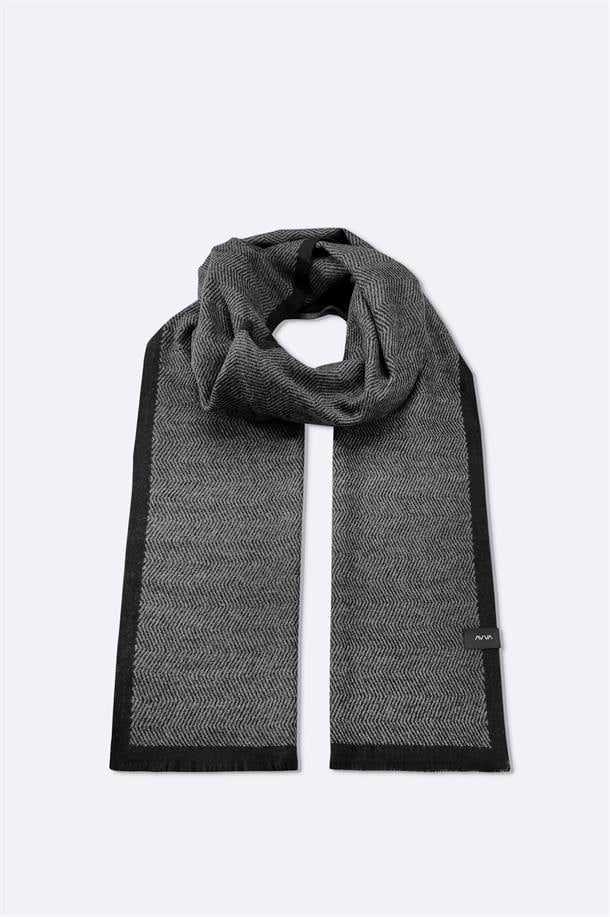 Siyah Desenli Püsküllü Şal