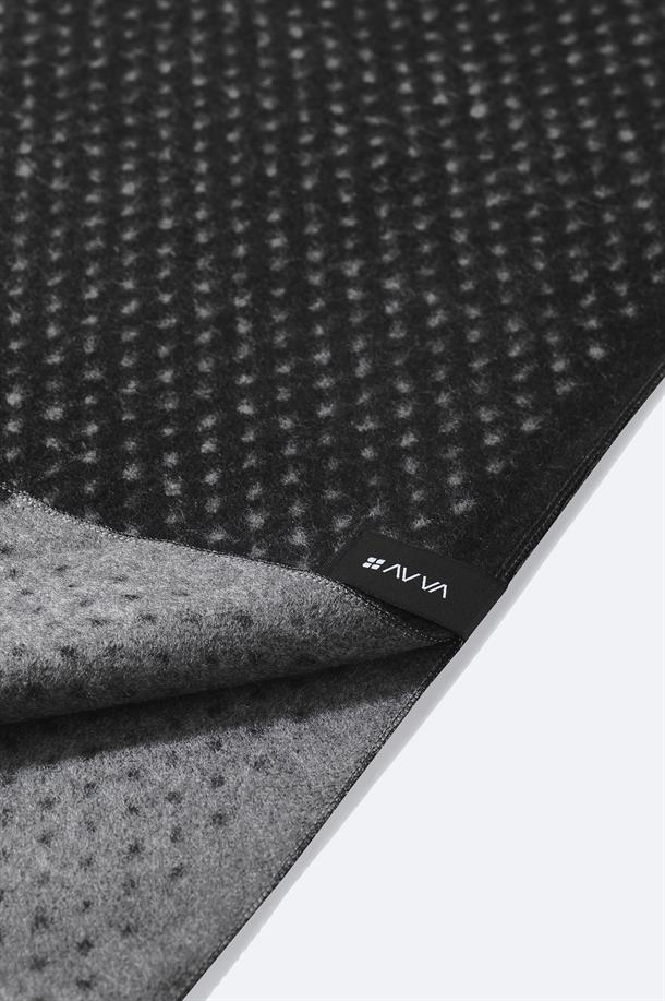 Siyah Viskon Karışımlı Püsküllü Desenli Şal