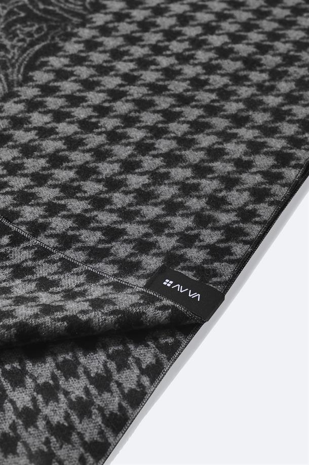 Siyah Viskon Karışımlı Püsküllü Desenli Şal