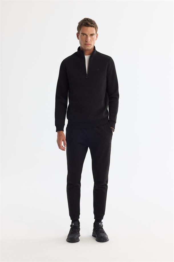Siyah Dik Yaka Fermuarlı 3 İplik Şardonlu Sweatshirt