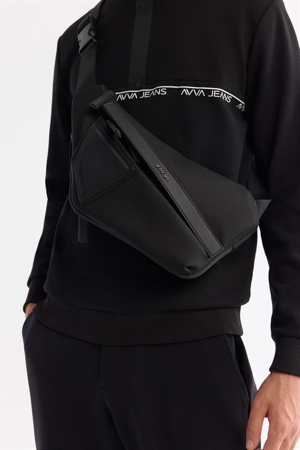 Siyah Dik Yaka Fermuarlı Baskılı Pamuklu Sweatshirt