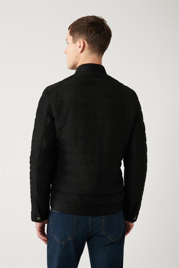 Siyah Dik Yaka Kapitone Elyaflı İnce Mont