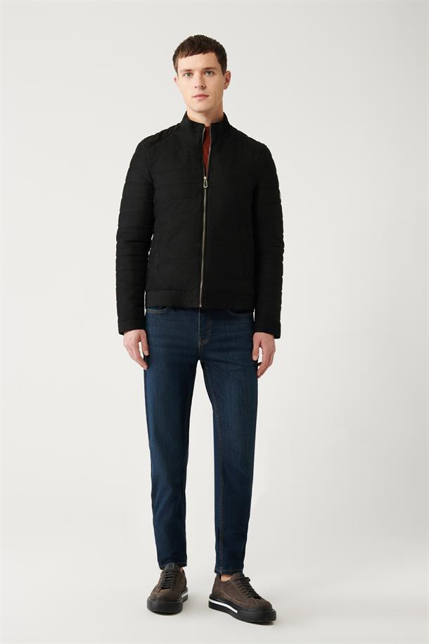 Siyah Dik Yaka Kapitone Elyaflı İnce Mont