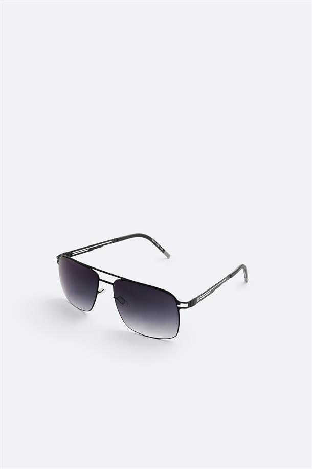 Siyah Dikdörtgen Çerçeveli Güneş Gözlüğü