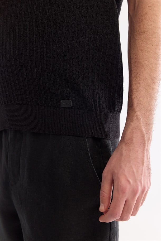 Siyah Polo Yaka Düğmesiz Soft Touch Triko T-Shirt
