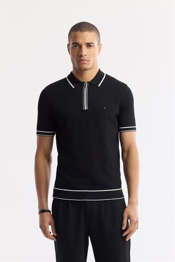 Siyah Polo Yaka Dokulu Rayon Triko T-Shirt