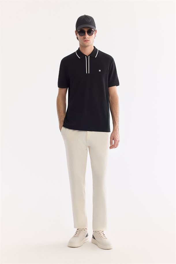 Siyah Kıvrılmaz Polo Yaka Fermuarlı İnterlok T-Shirt